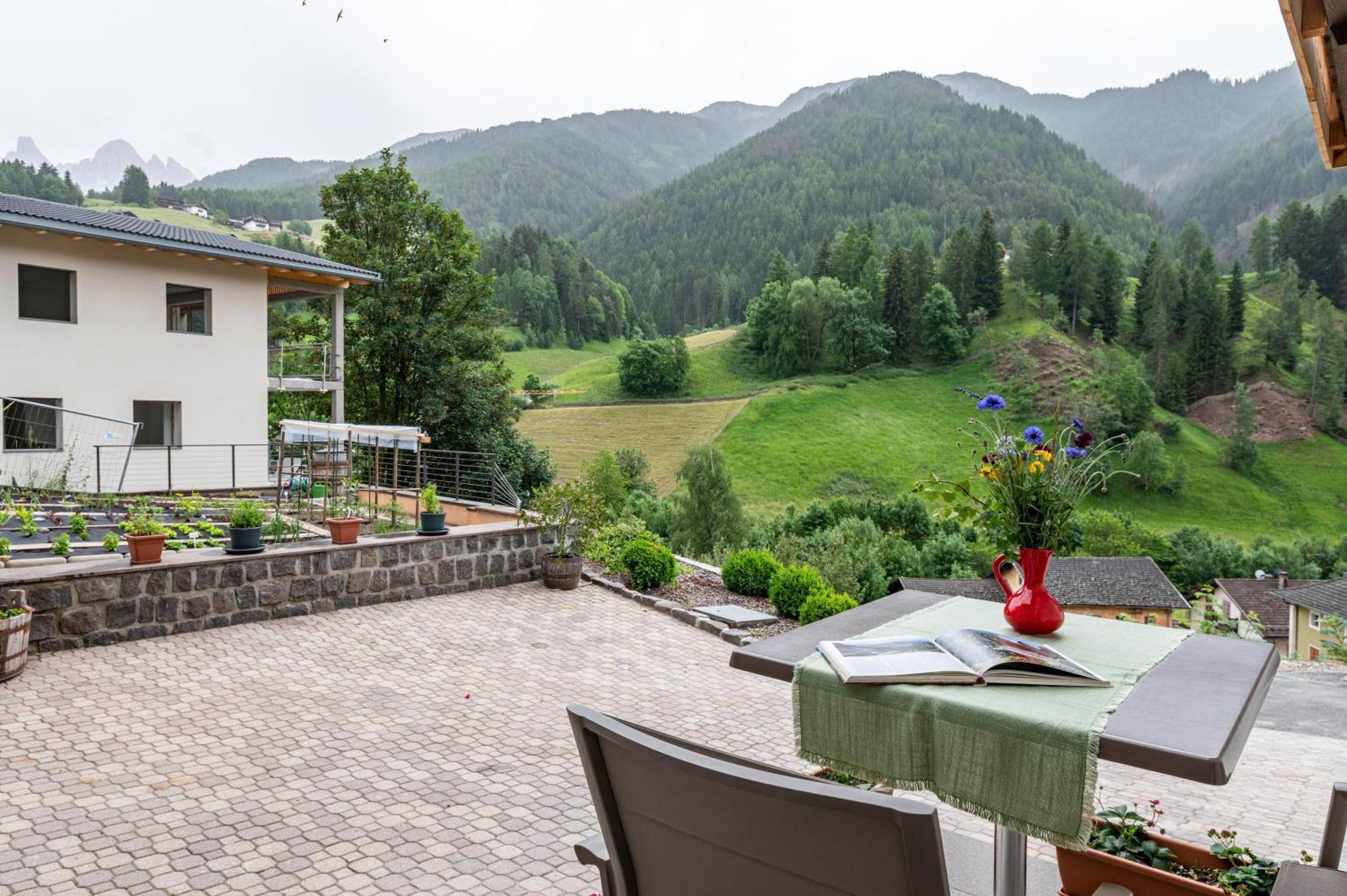 Villa Anna Villnoess San Pietro  Екстериор снимка